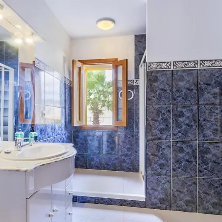 Villa Tomir Llenaire